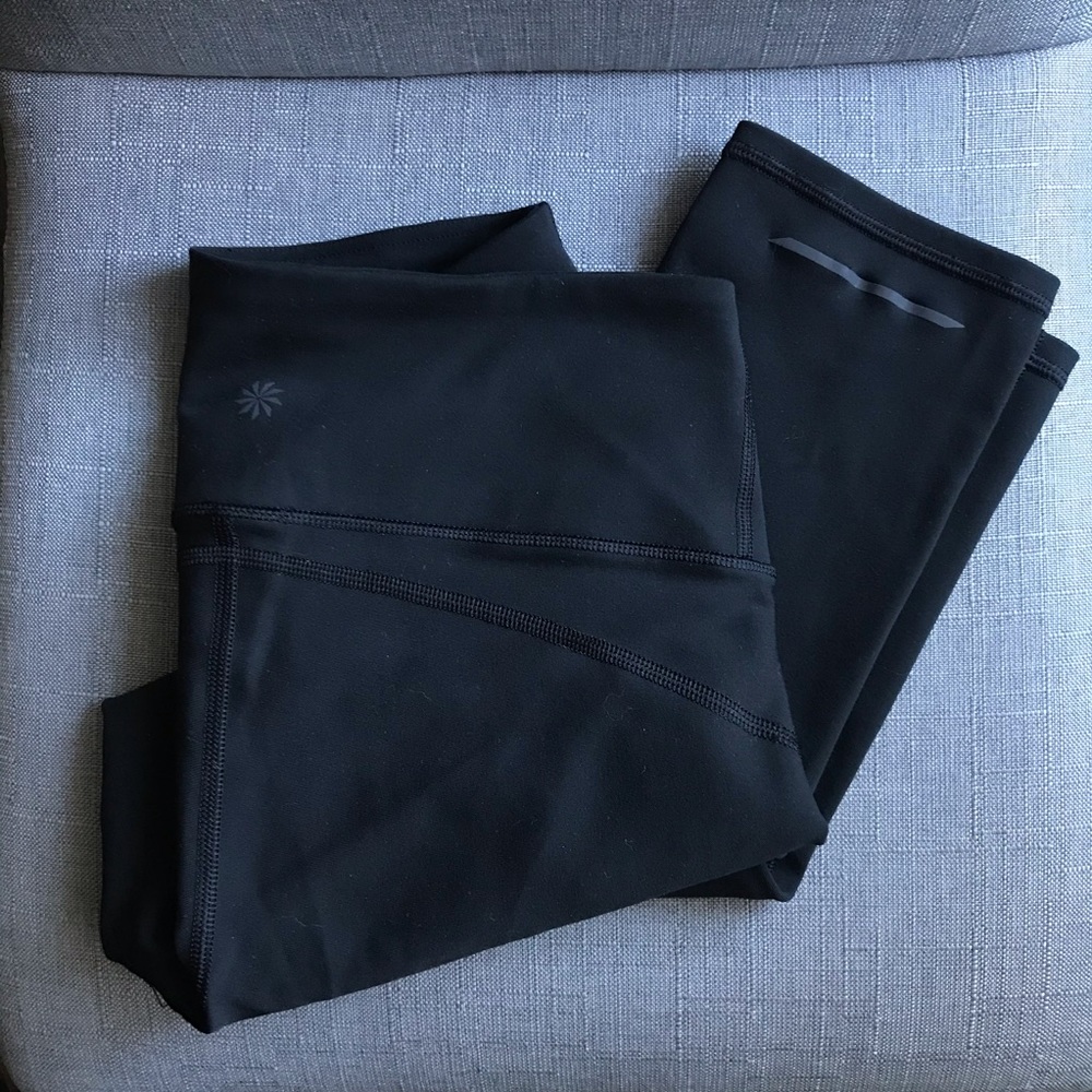 Nwot Athleta Sculptek Crop tights. Size small